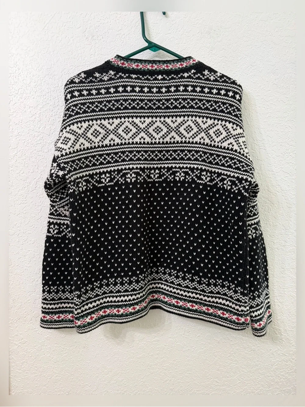 Vintage LL Bean Black and White Nordic-style Henley Sweater - S